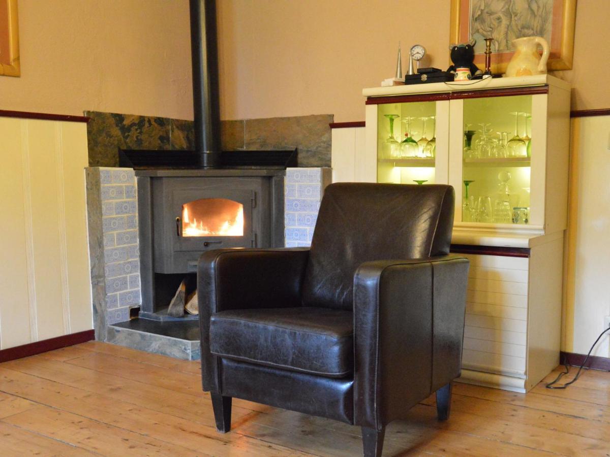 Spacious Holiday Home With Sauna In Celles Sur Plaine Эгишем Номер фото
